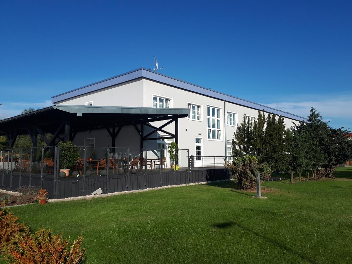 Garni Hotel Lavendelhof Nauen Luaran gambar